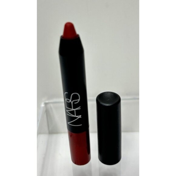Cruella Velvet Matte Lip Pencil - Size 1.8g -New - Picture 2 of 5